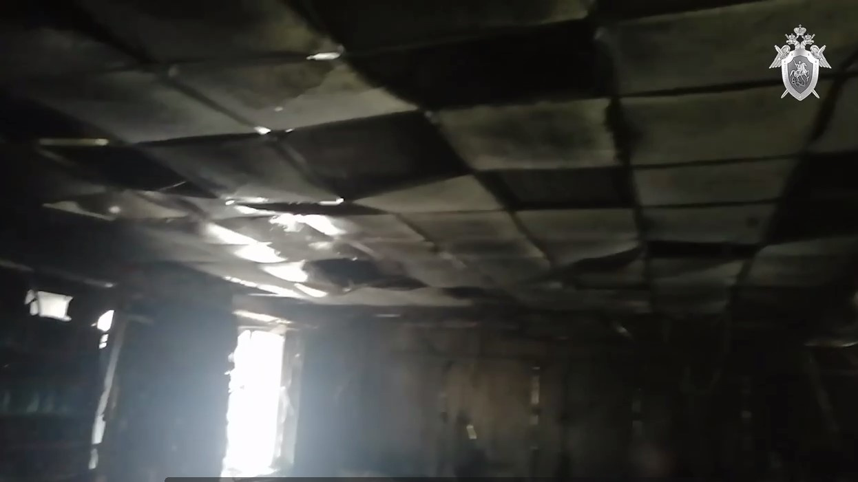 Следователи показали последствия пожара в торговом центре Магнитогорска (видео)