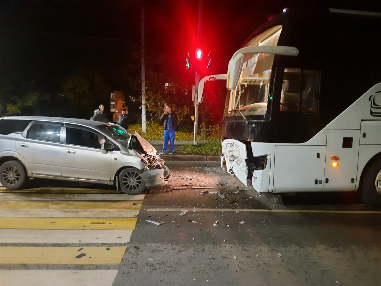 ДТП с «Хондой» и автобусом на Киевской в Гатчине 23 октября, кто водитель -  25 октября 2023 - ФОНТАНКА.ру