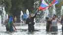 Страна голубых беретов: 30 впечатляющих фото с Дня ВДВ (и всего одно — из фонтана)