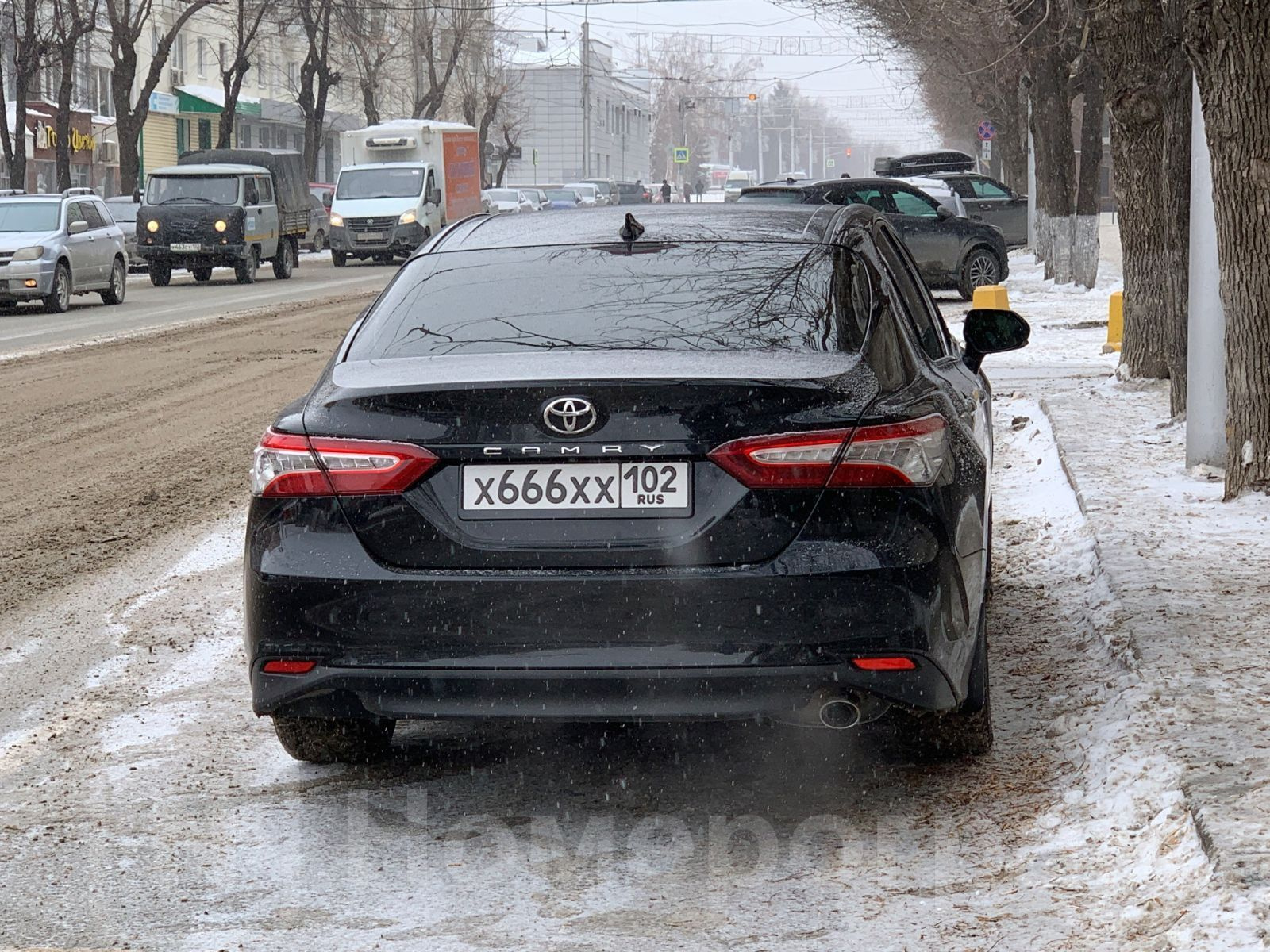 И снова возле «Аристократа»