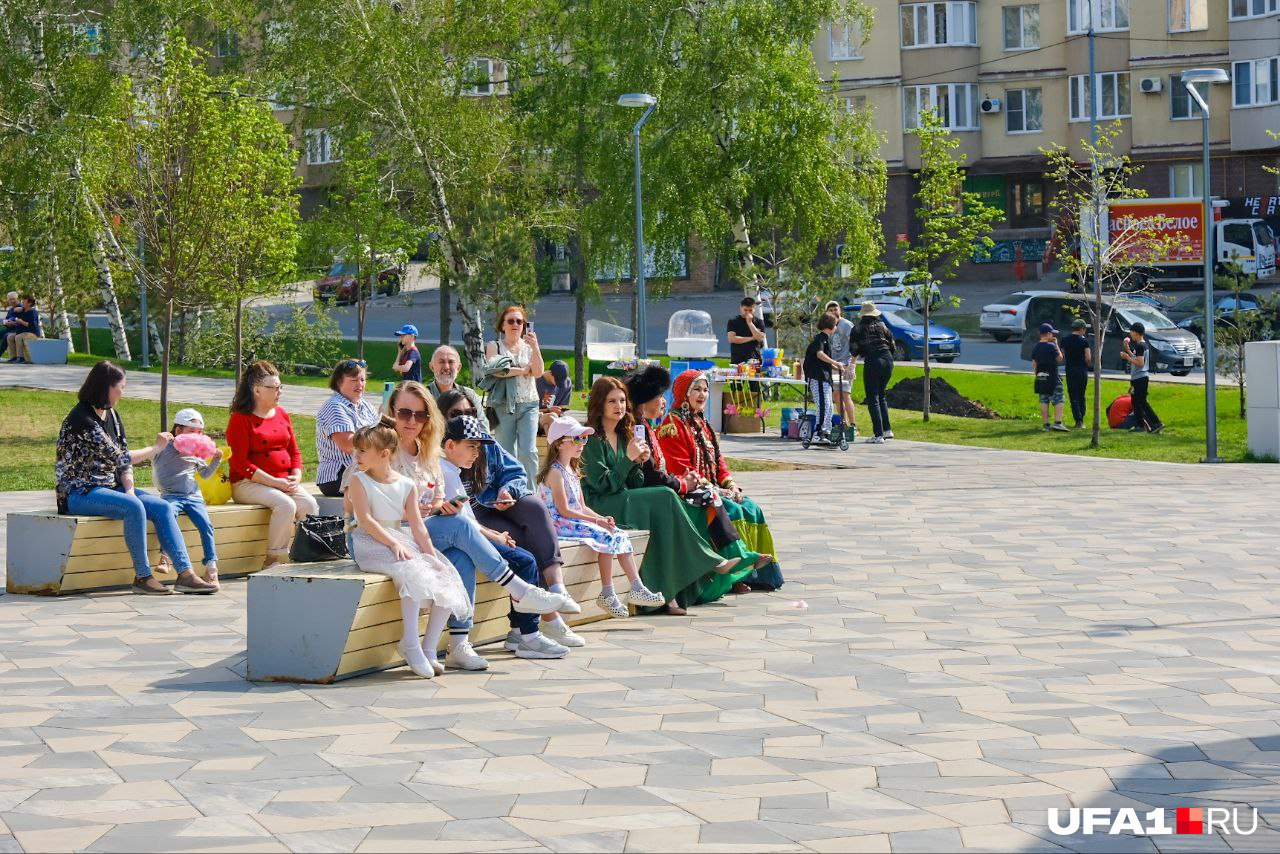 Ближе к концу мероприятия в парке стало более людно