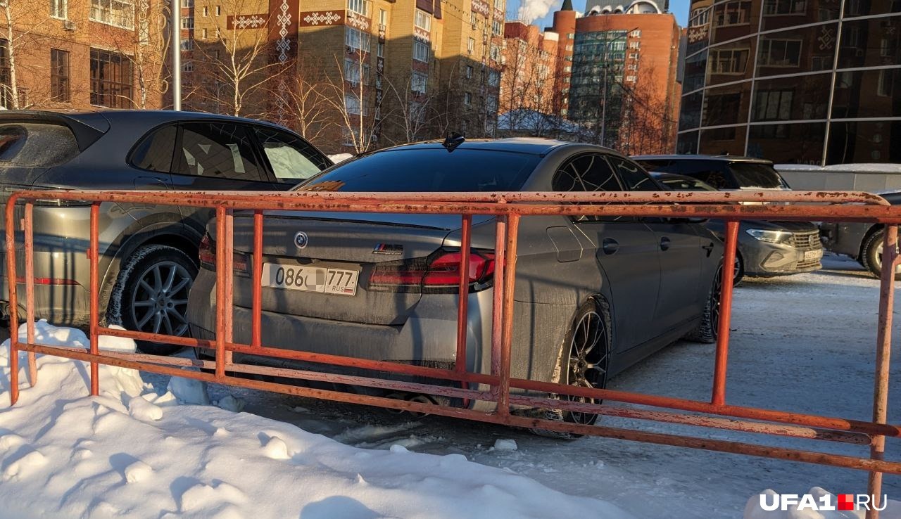 Александр Шаров — уроженец Москвы, там же и начинал свой хоккейный путь