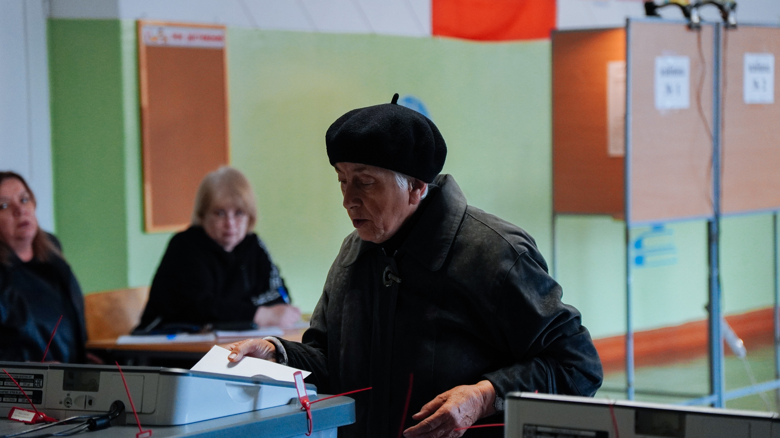 «Единая Россия» забрала 54 из 60 мандатов, а 1,8 миллиона дончан не пошли на выборы: итоги голосования