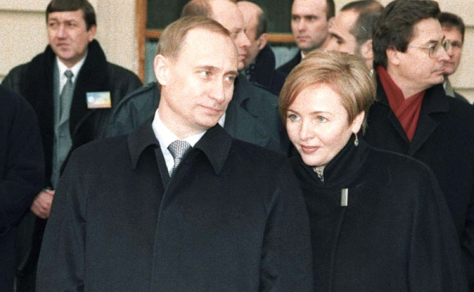 Людмила Путина — бывшая жена президента России Владимира Путина Людмила Путина — бывшая жена президента России Владимира Путина