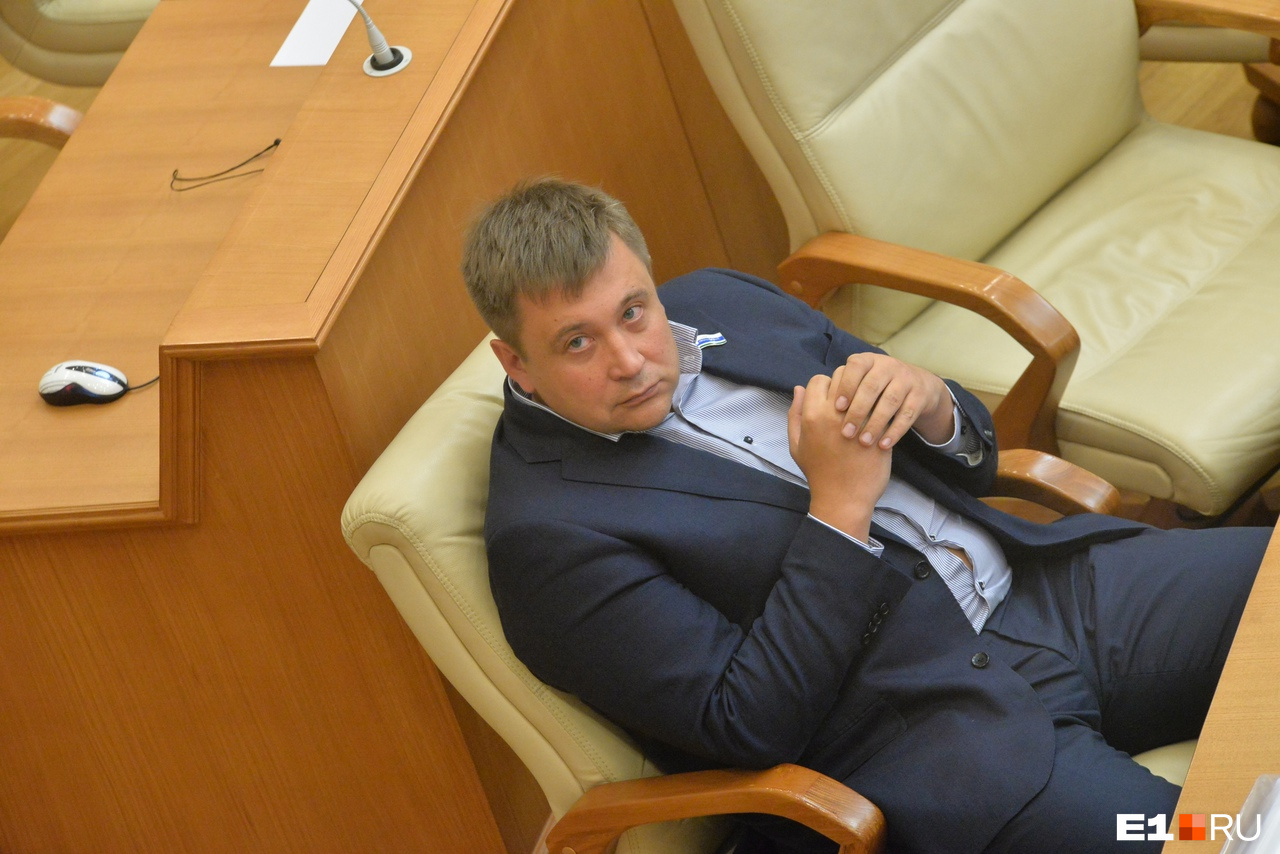 Земляк и однопартиец экс-губернатора Буркова Андрей Жуковский возглавляет «Омскэлектро» с 2018 года