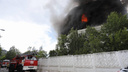 У здания появился мемориал жертвам трагедии. Что происходит на месте пожара в подмосковном НИИ: онлайн-репортаж