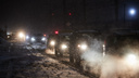 «Гамадрилы весь перекресток закрыли»: Новосибирск сковали пробки — что пишут об этом водители