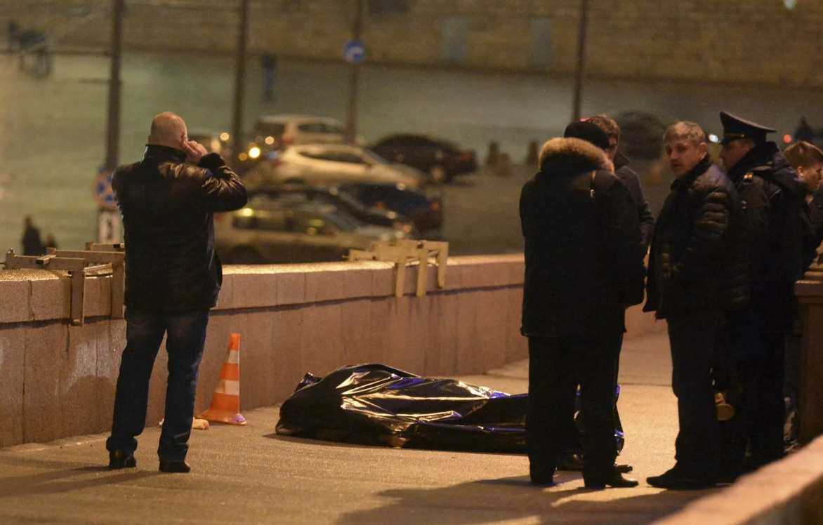 Первые кадры с места происшествия, где застрелили Немцова