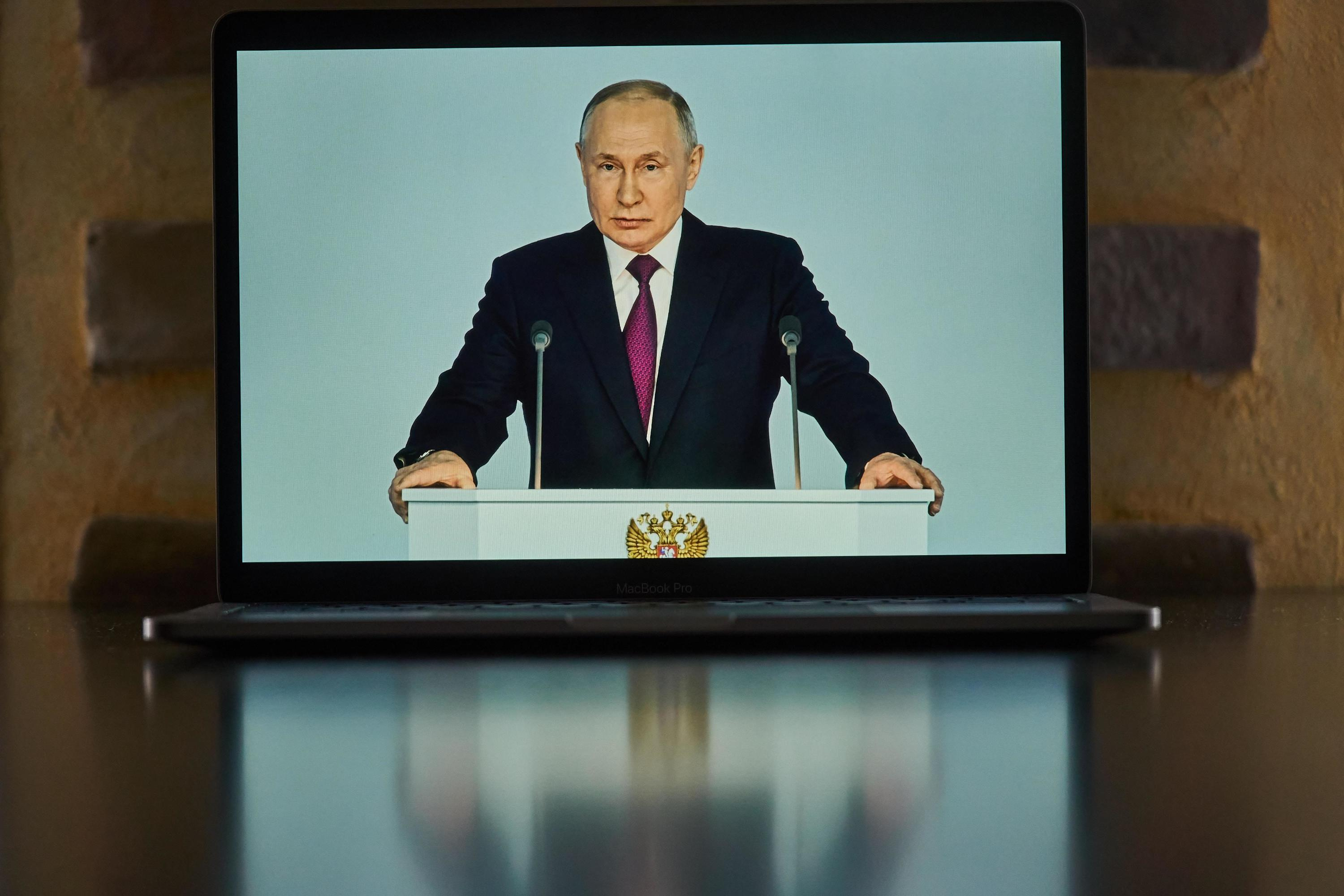 Путин поблагодарил медиков и бойцов: хроника третьего дня после теракта в «Крокус Сити Холле»