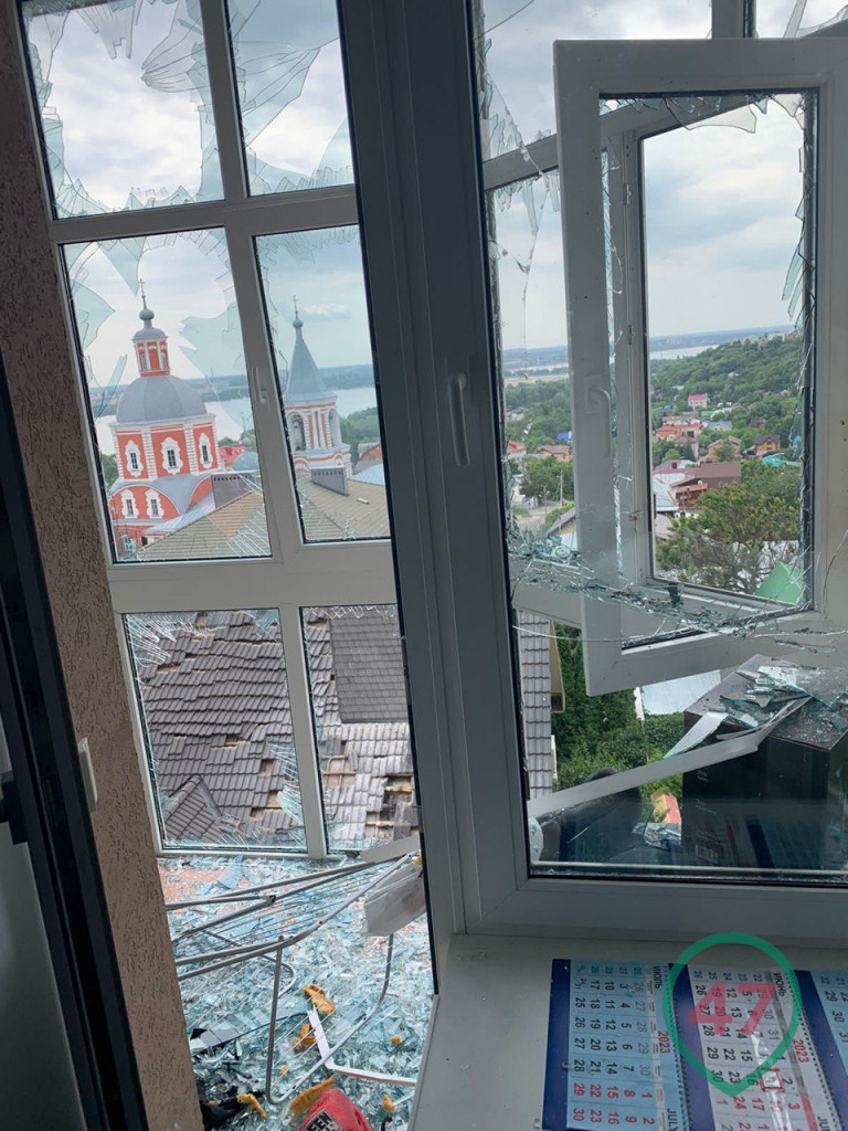 Показываем фото из квартиры дома в Воронеже, куда угодил беспилотник