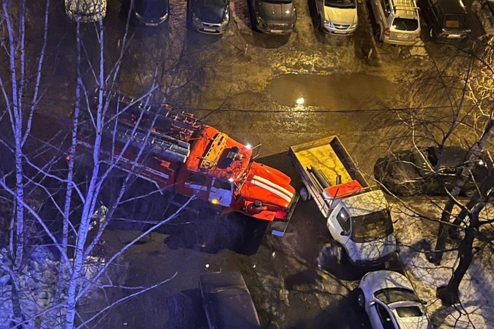 В Нижнем на Сортировке прогремел взрыв — эпичное видео