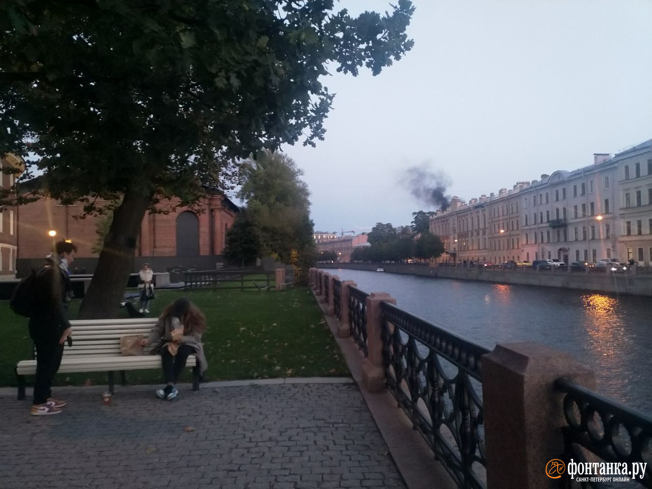 В центре Петербурга взорвали карету. Всё дело в революции, но не ясно какой