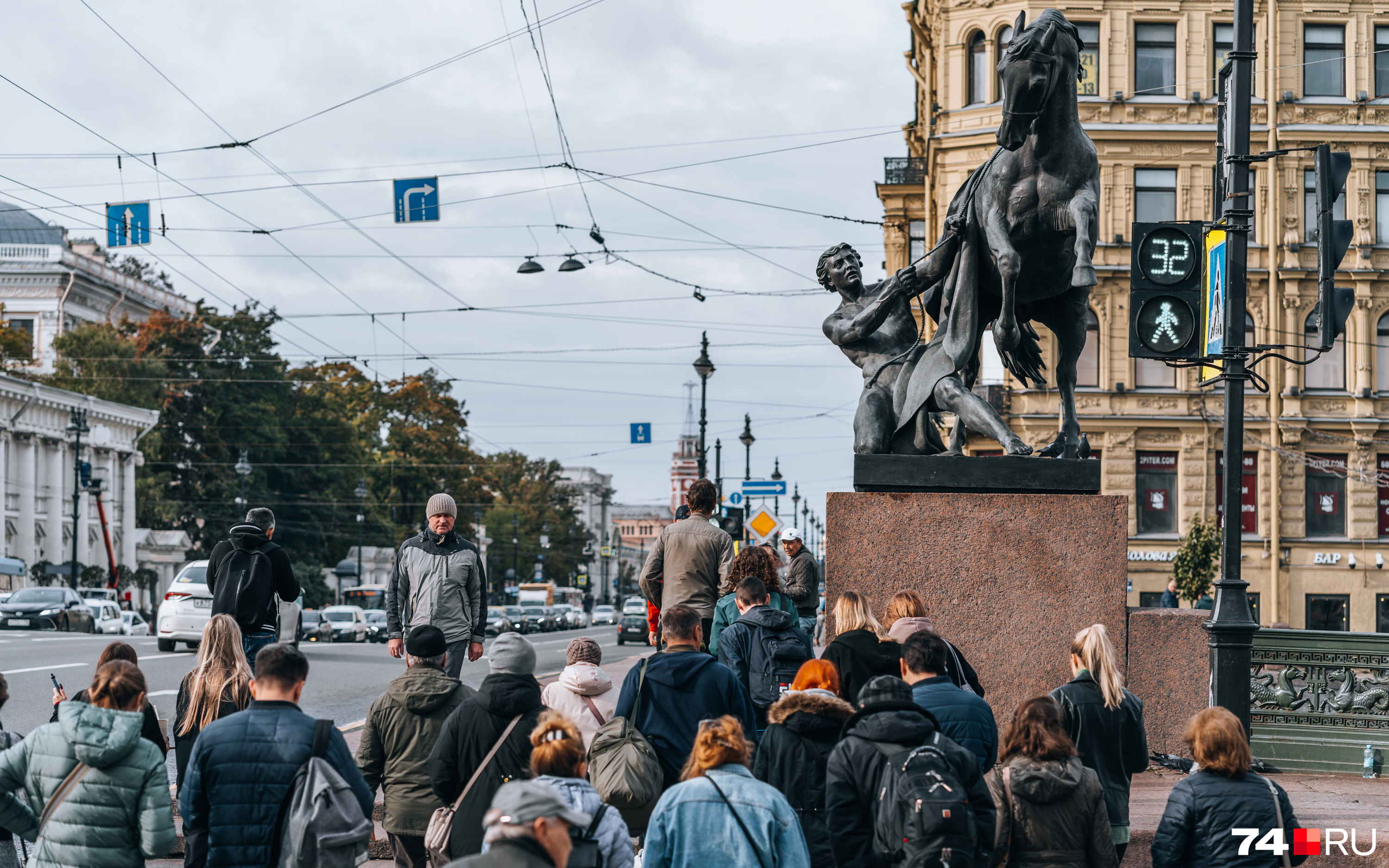 За 12 часов ожидания поезда Наталья успела посетить несколько культовых мест Петербурга