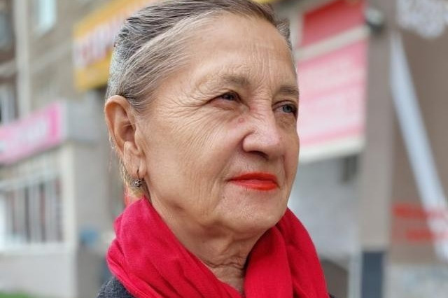По Екатеринбургу уже неделю ходит потерявшаяся бабушка. Что с ней случилось?
