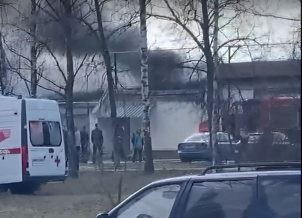 В Дзержинске горит склад с ацетоном: неизвестна судьба одного человека