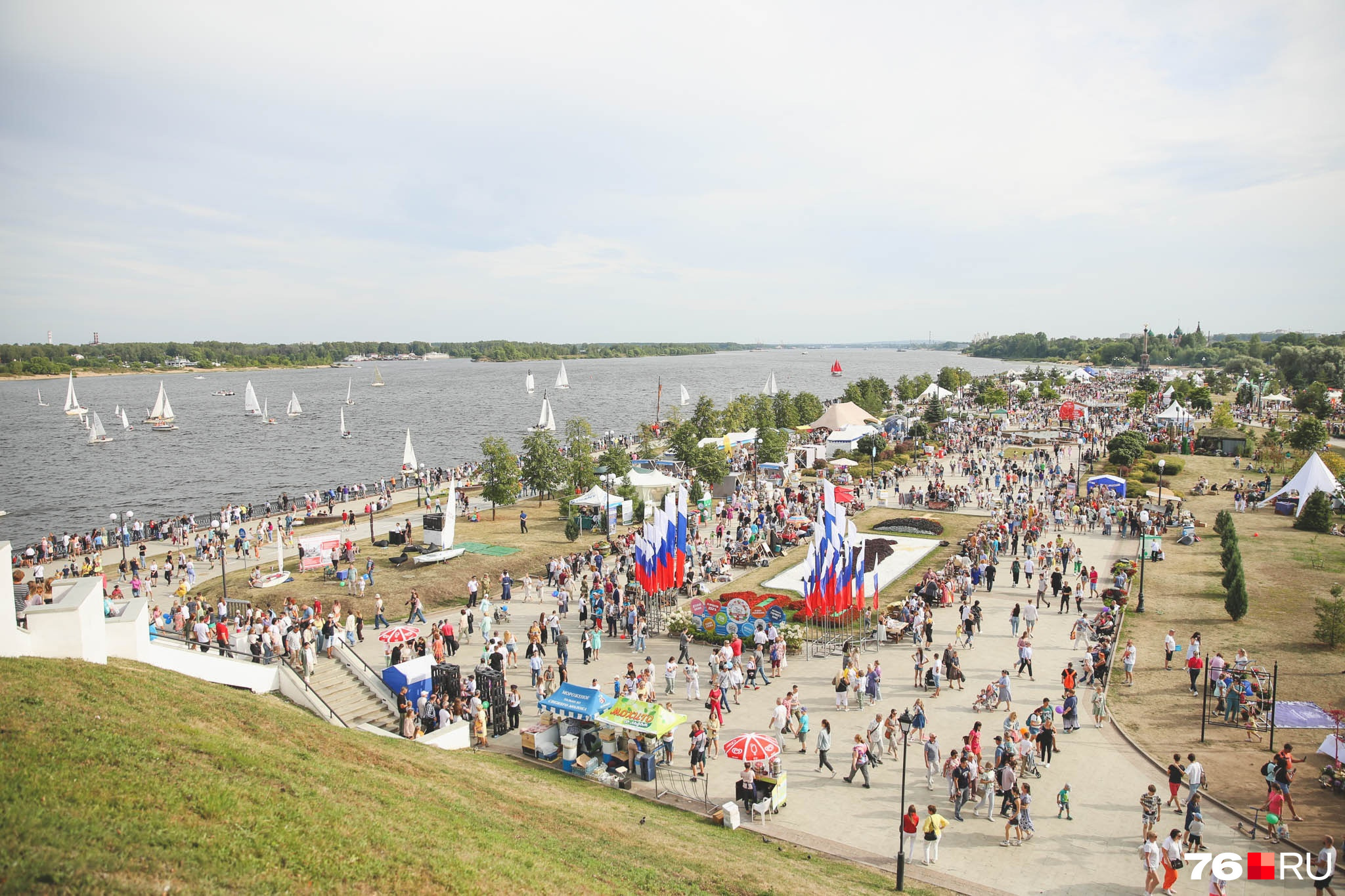 Г ярославль сегодня. Пир на Волге Ярославль 2023. Пир на Волге 2022 Ярославль. Ярославль 2022. День города Ярославль 2022.