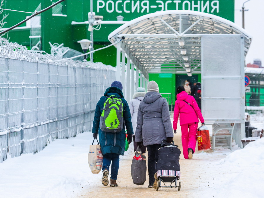 Анкетный удар. На границе со странами Балтии иностранцам предлагают оценить поддержку Украины Евросоюзом