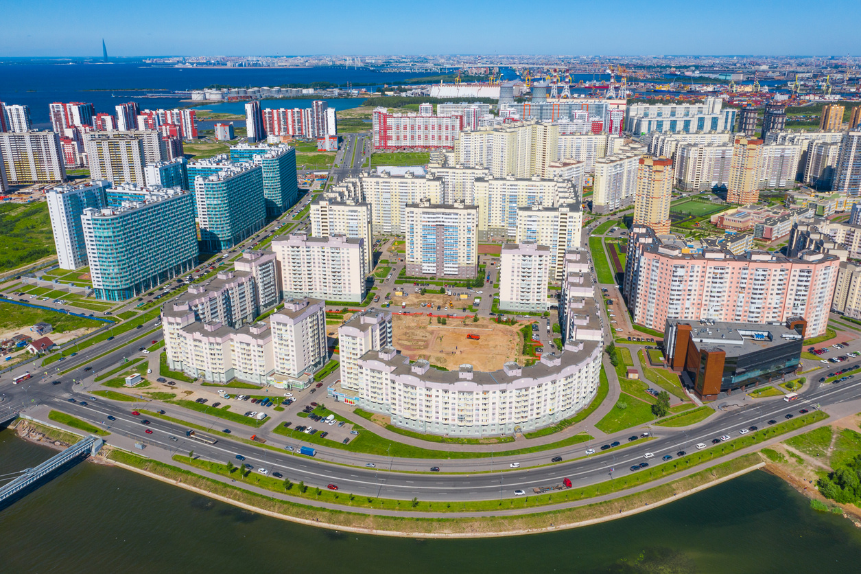 Сберегать или зарабатывать: какую недвижимость выбирают инвесторы в Петербурге и Ленобласти