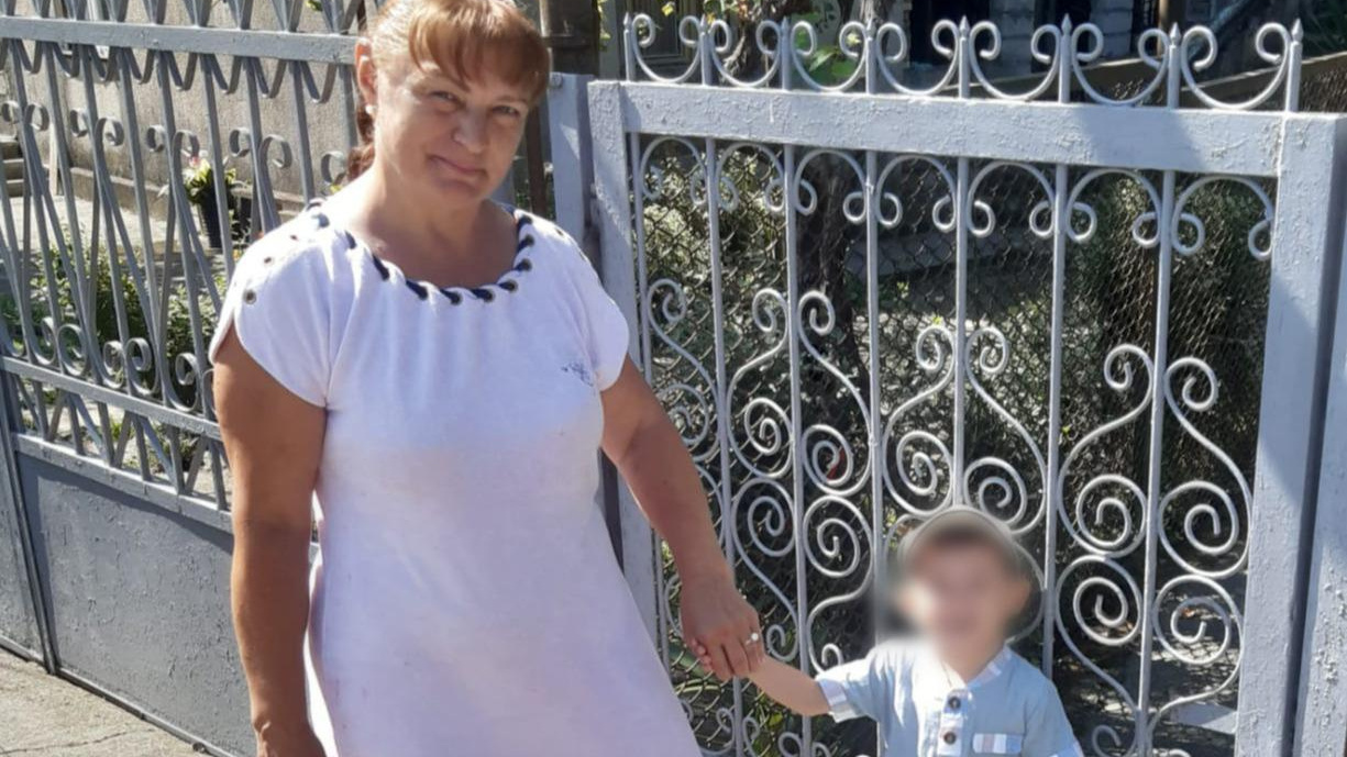 Учительница из Екатеринбурга проиграла войну за внука. Суд оставил его с абхазской мачехой