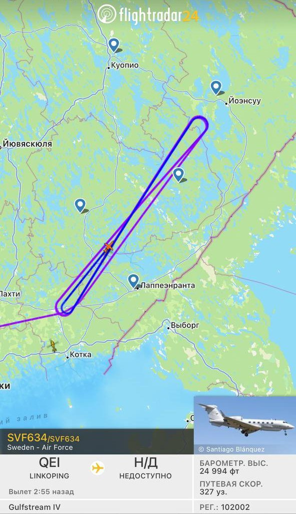 Шведский самолет-разведчик кружил в 200 км от Петербурга
