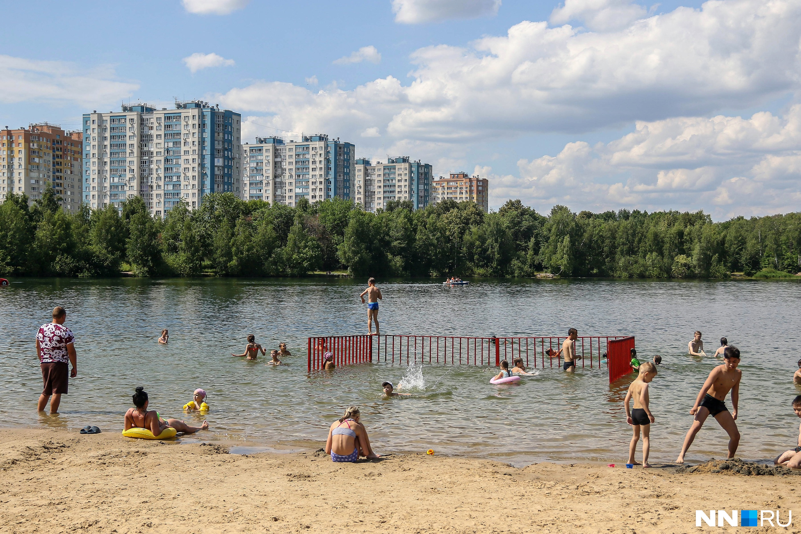 Роспотребнадзор перечислил пять озер в Нижнем Новгороде, в которых опасно купаться
