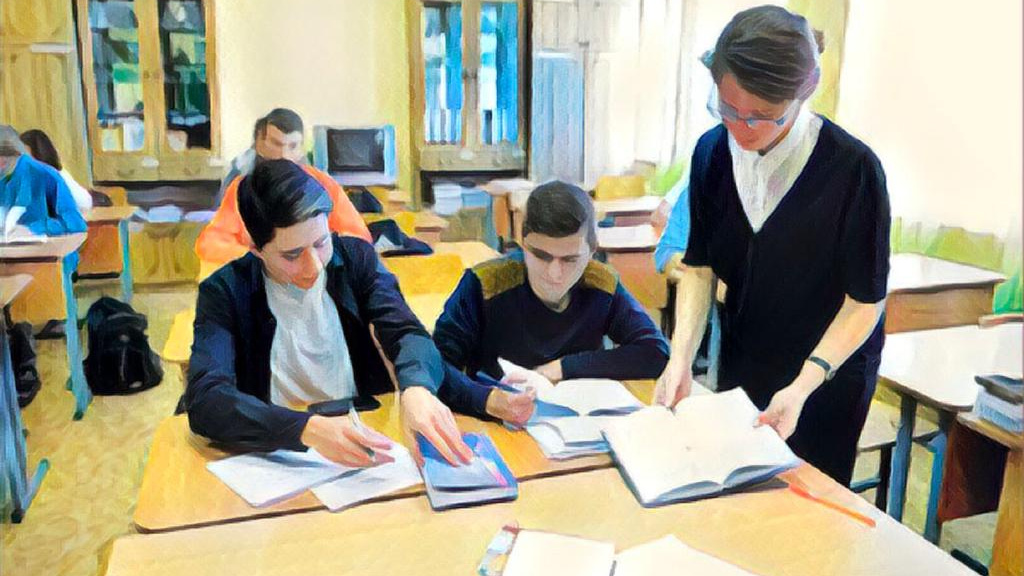 «Считаю работу благотворительностью». Учительница из Краснодара — о том, почему деньги не главное