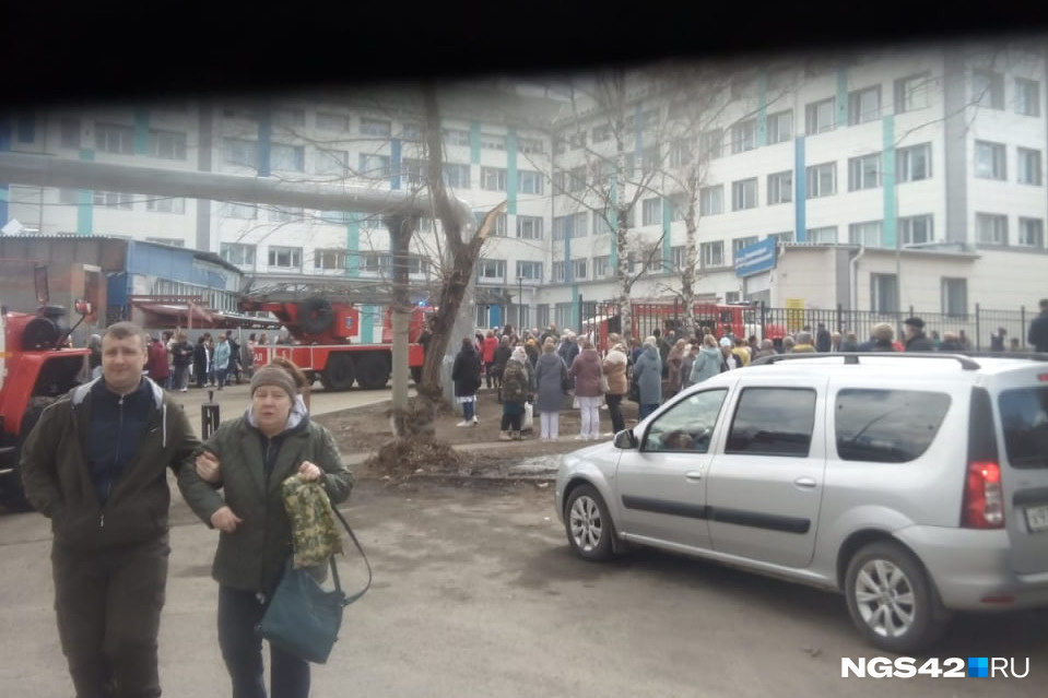 Очаг возгорания в пятой поликлинике в Кемерове был в одном из кабинетов