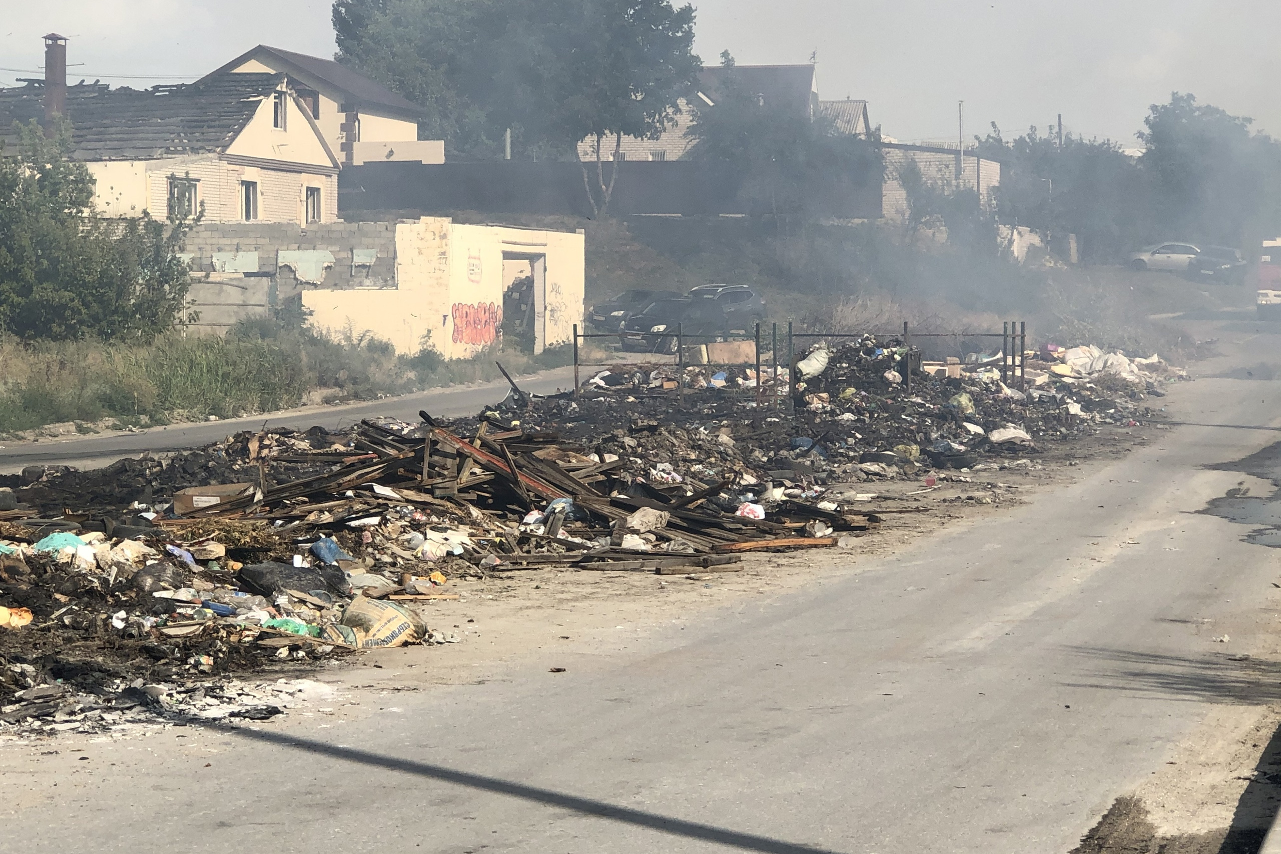 Город в кольце: огонь добрался до Волгограда. Вспыхнула свалка на Красном