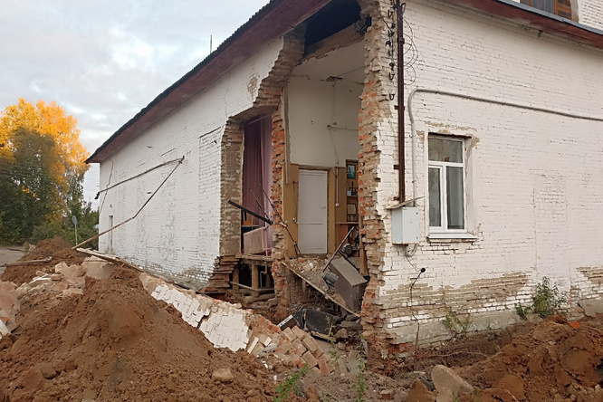 В обстоятельствах обрушения будут разбираться в прокуратуре В обстоятельствах обрушения будут разбираться в прокуратуре