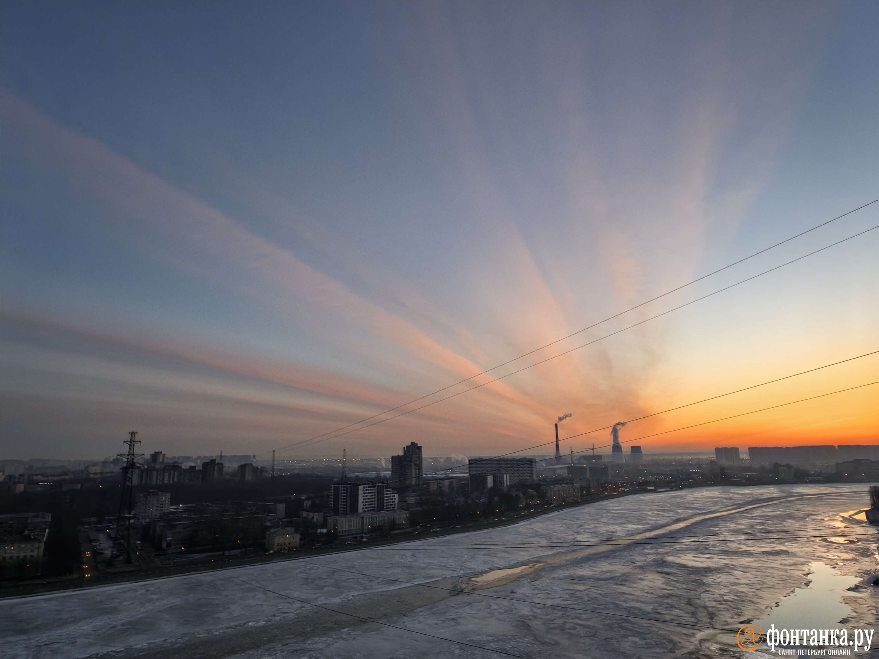 Рассвет в Петербурге 4 марта, фото - 4 марта 2024 - ФОНТАНКА.ру