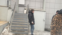 Неадеквата, бьющего женщин на улице в Челябинске, опознали другие потерпевшие