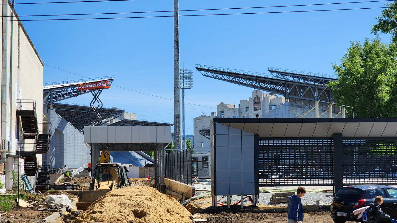 Стройка дошла до улицы Маршака: как сейчас выглядит новый воронежский стадион «Факел»