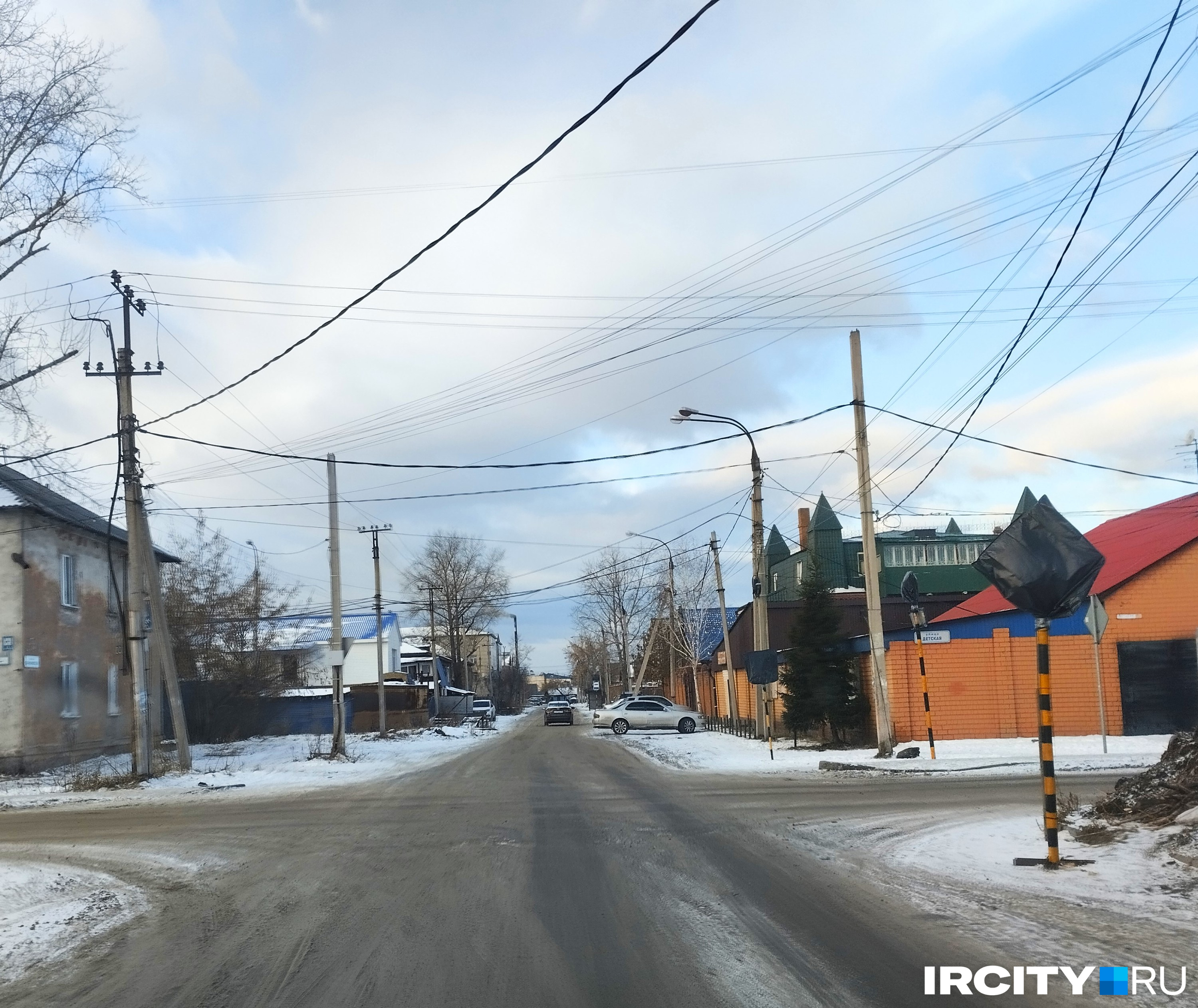 Перекресток с Детской Перекресток с Детской