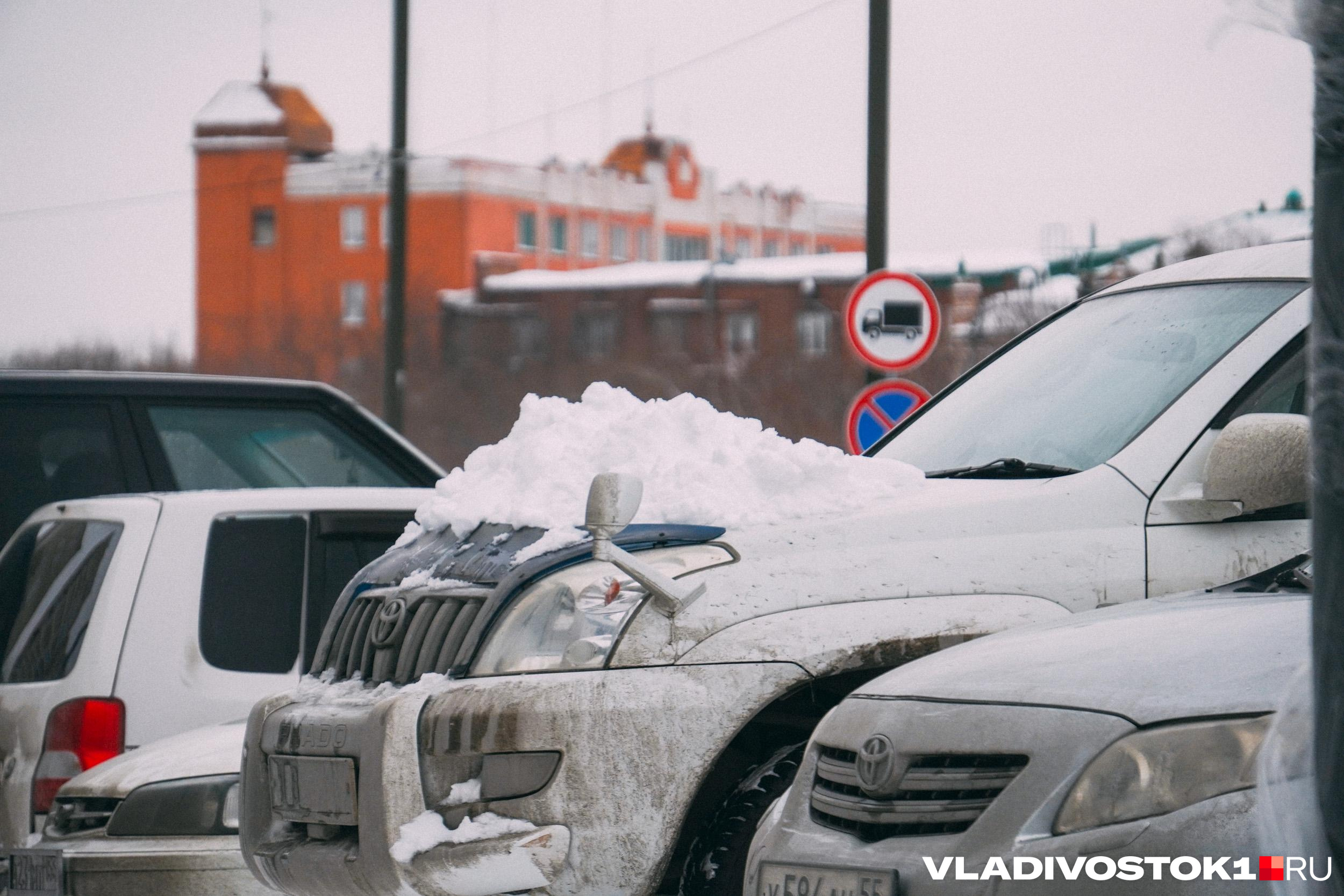 Как правильно и быстро снять пленку с автомобиля? - intim-top.ru