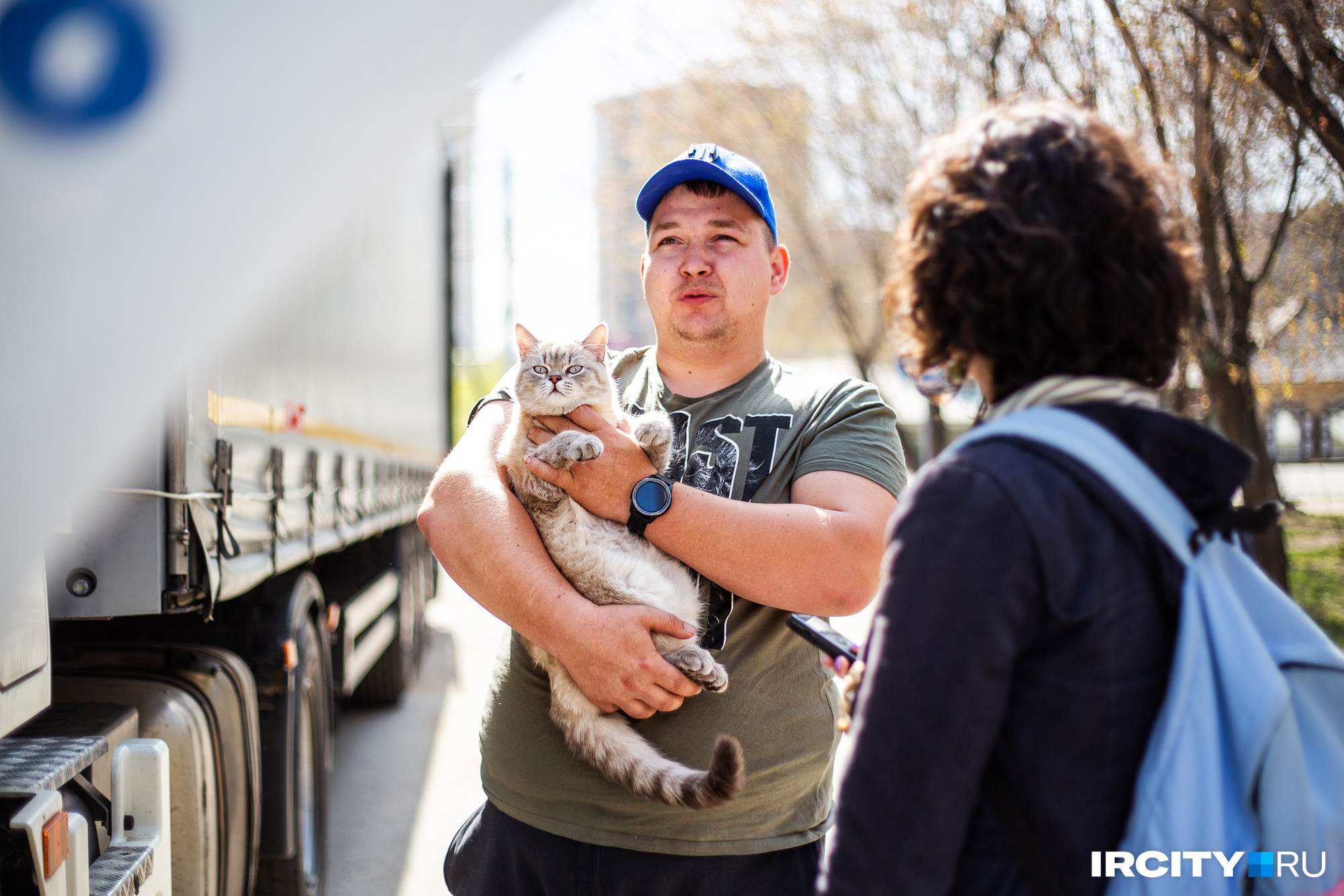 Изначально вести блог о жизни дальнобойщика с котом Данил не планировал, но друзья подговорили