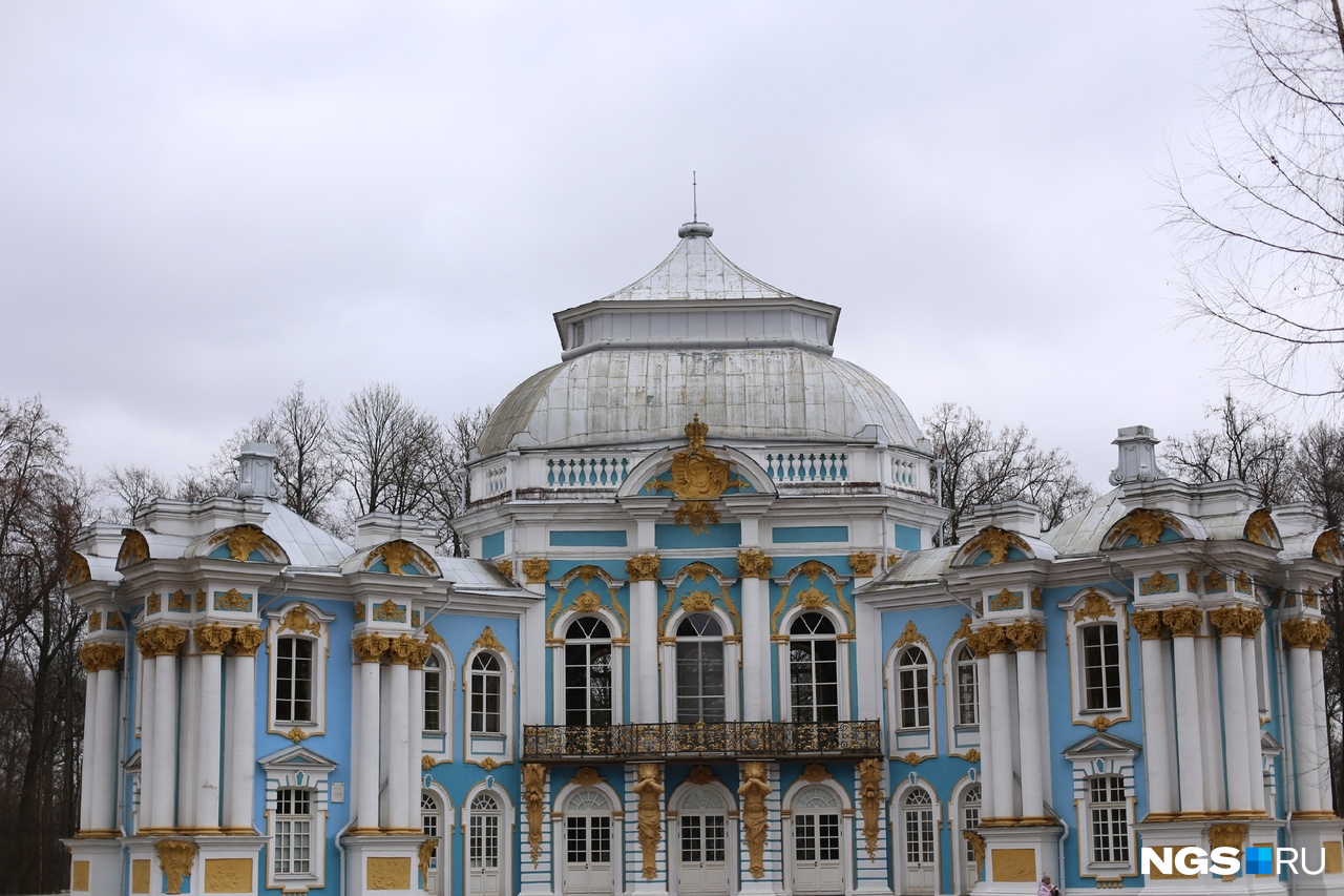Из Петербурга можно уезжать в соседние города — Выборг, Гатчина, Царское село, Петергоф, Кронштадт, Павловск Из Петербурга можно уезжать в соседние города — Выборг, Гатчина, Царское село, Петергоф, Кронштадт, Павловск
