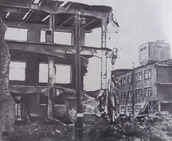 Последствия бомбардировки завода имени Ленина в Горьком в ноябре 1941 года