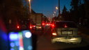 Навигатор тормозит, интернет исчезает: как в Москве работается автокурьером и сколько денег можно наездить за ночь