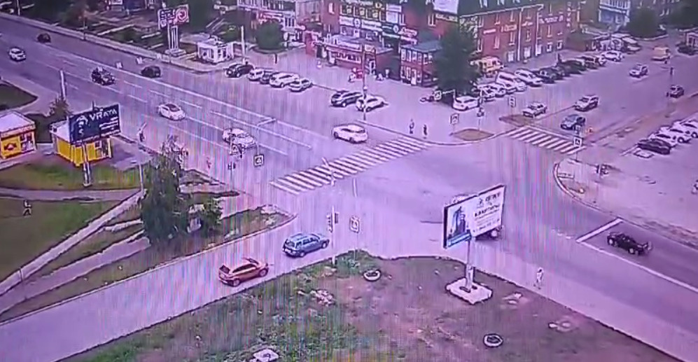 Один погиб, четверо пострадали: момент смертельного ДТП в Бийске попал на видео