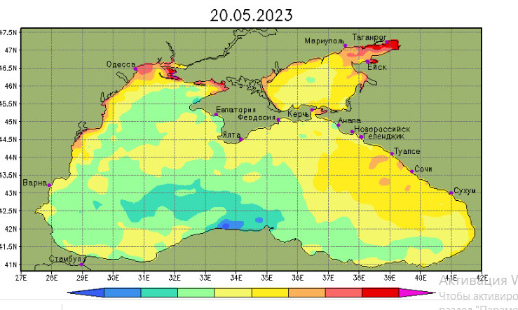 Судя по карте, самая теплая вода — у берегов Ейска и Таганрога