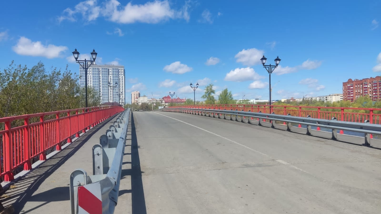 Кировский мост открыли для движения
