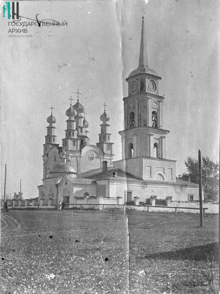 Николаевская церковь в Верхних Муллах, фото <nobr class="_">1930-х</nobr> Николаевская церковь в Верхних Муллах, фото <nobr class="_">1930-х</nobr>