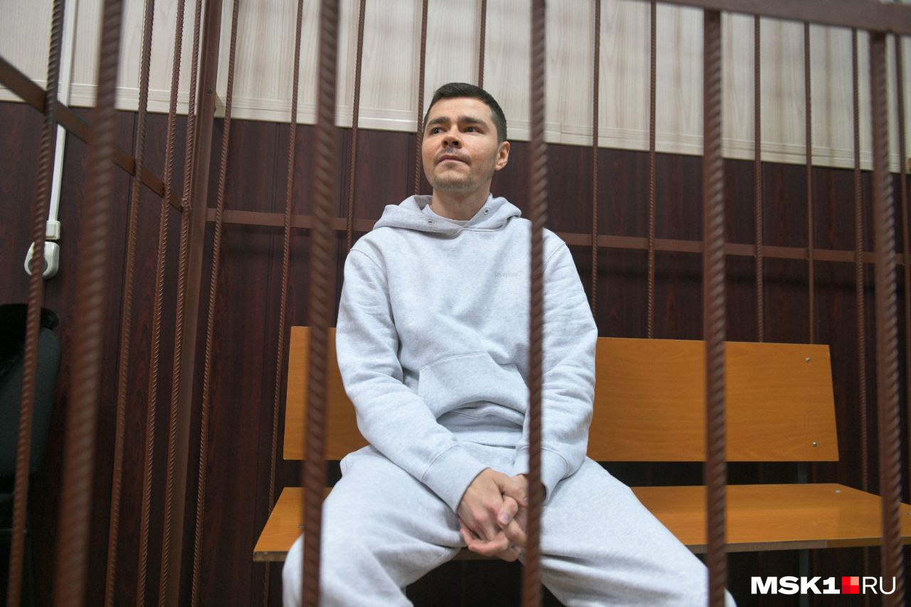 Суд в Москве на полтора месяца арестовал бизнес-коуча Аяза Шабутдинова