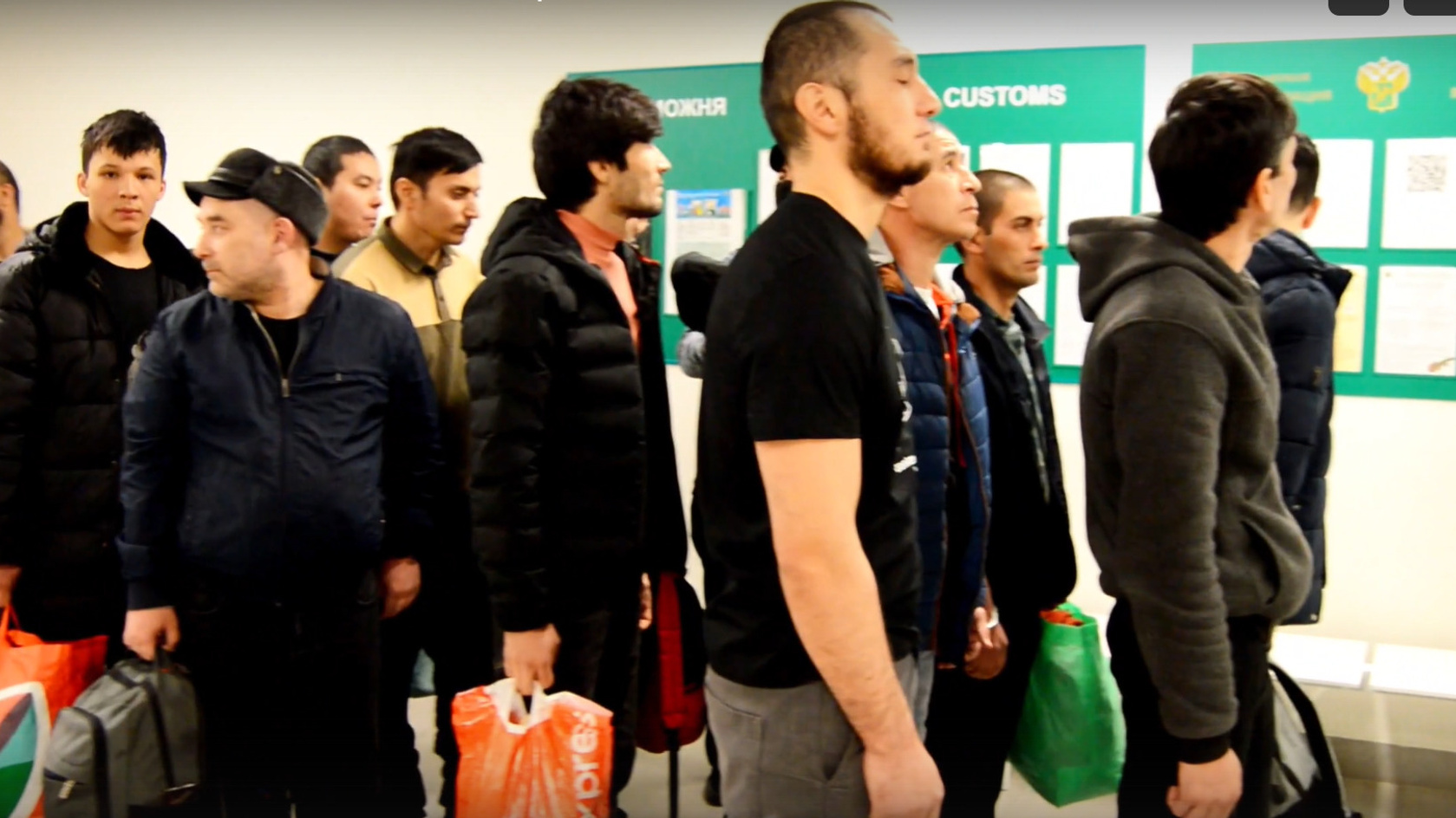 Из Тольятти — в Намаган: из автограда выслали 60 нелегальных мигрантов