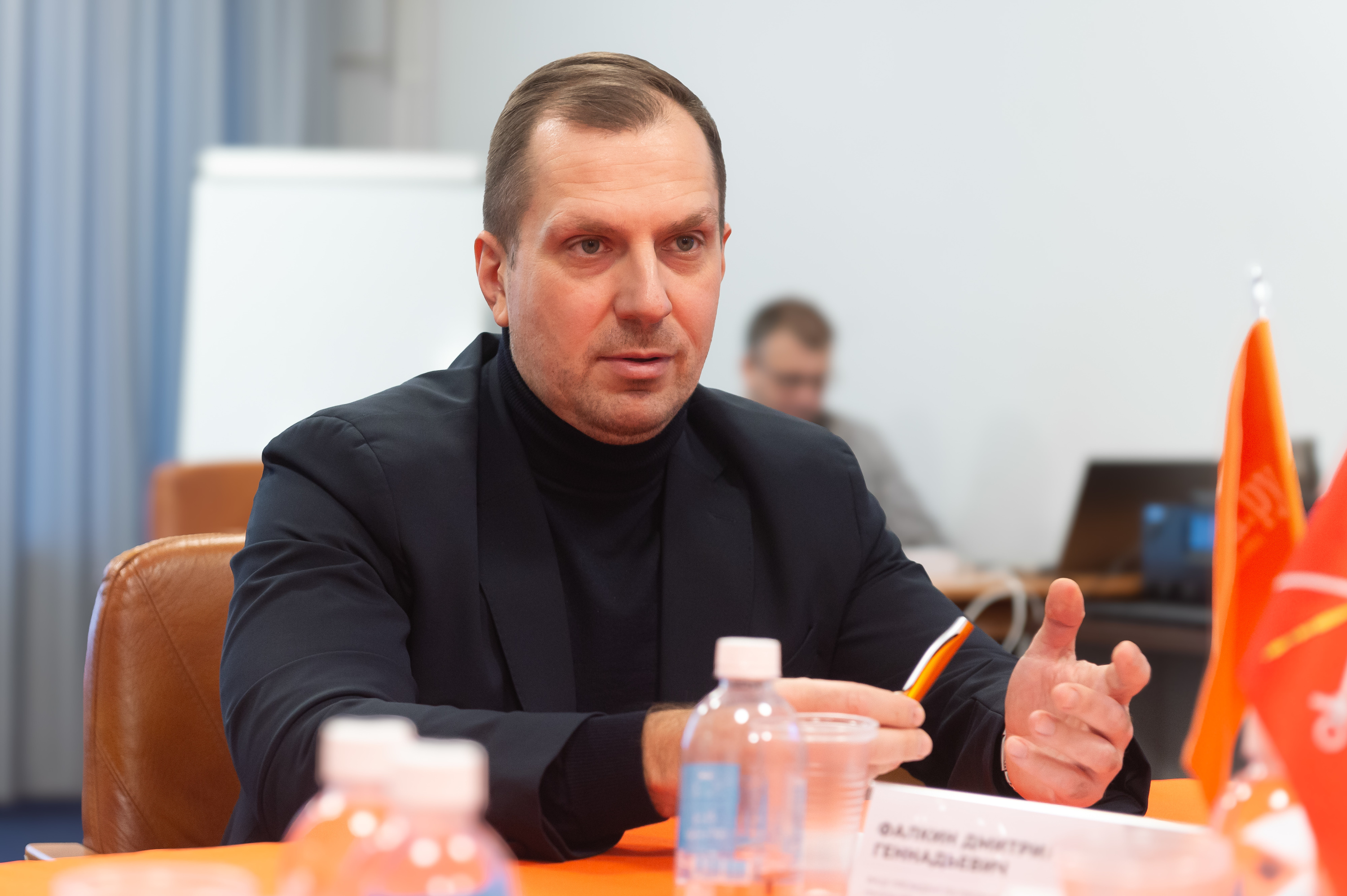 Дмитрий Фалкин, вице-президент по продажам и сервису Группы RBI