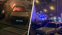Автомобиль загорелся рядом с железнодорожным вокзалом в Новосибирске — видео с места пожара