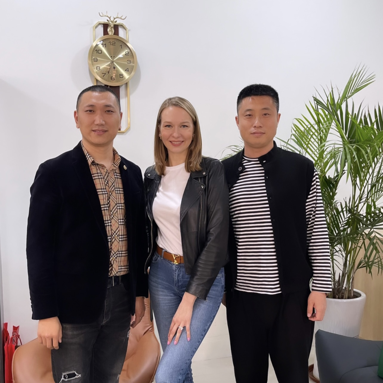 Юлия и ее партнеры в Китае
