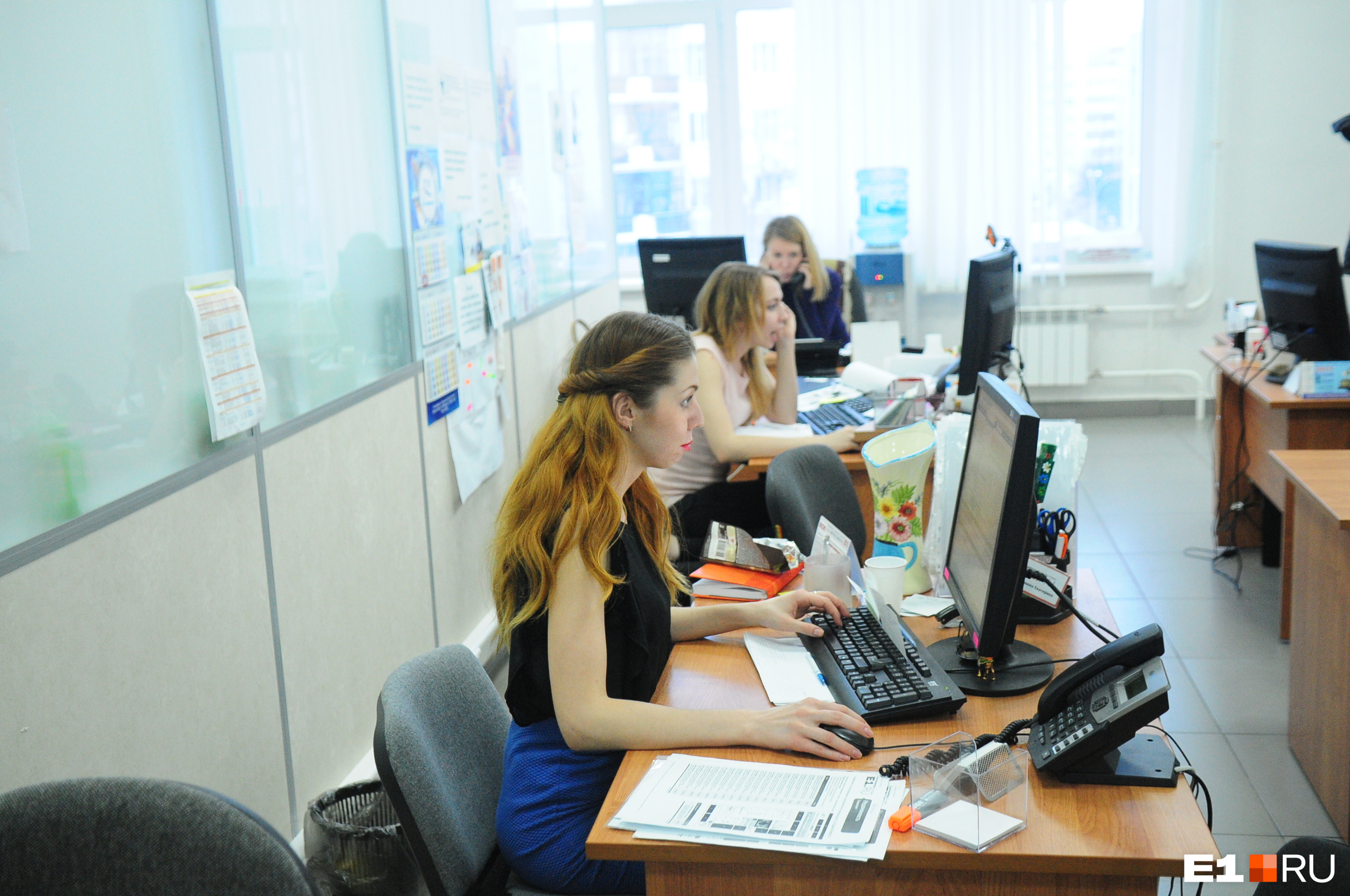 В Екатеринбурге срочно ищут специалиста для работы за границей. Обещают платить до 3 тысяч долларов
