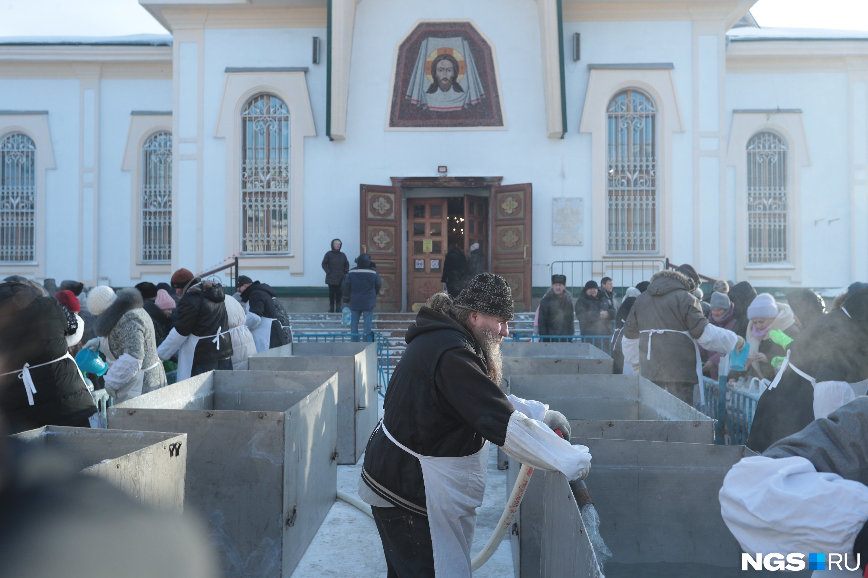 Вознесенский собор Новосибирск службы