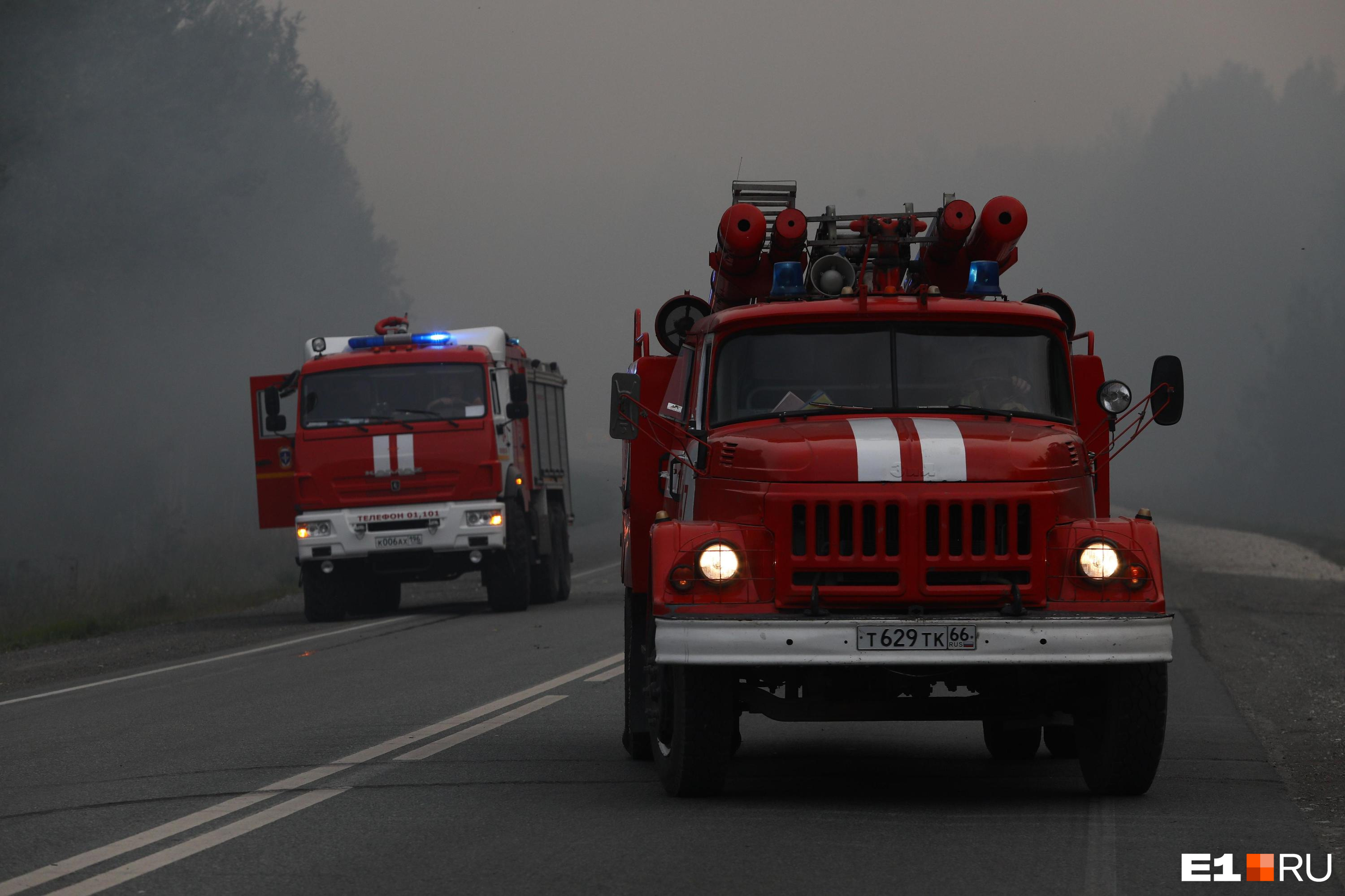 Около сотни человек тушат пожар в Читинском районе Забайкалья